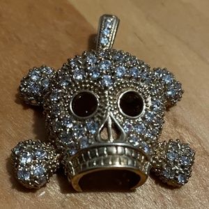 PAUL FRANK STY,E MONKEY SKULL & CROSSBONE PENDANT